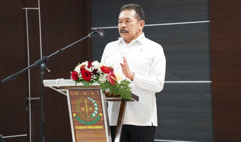 Kejagung Lembaga Paling Dipercaya Masyarakat Setelah TNI & Kepresidenan, Penuntasan Korupsi Kemkominfo Jadi Tantangan