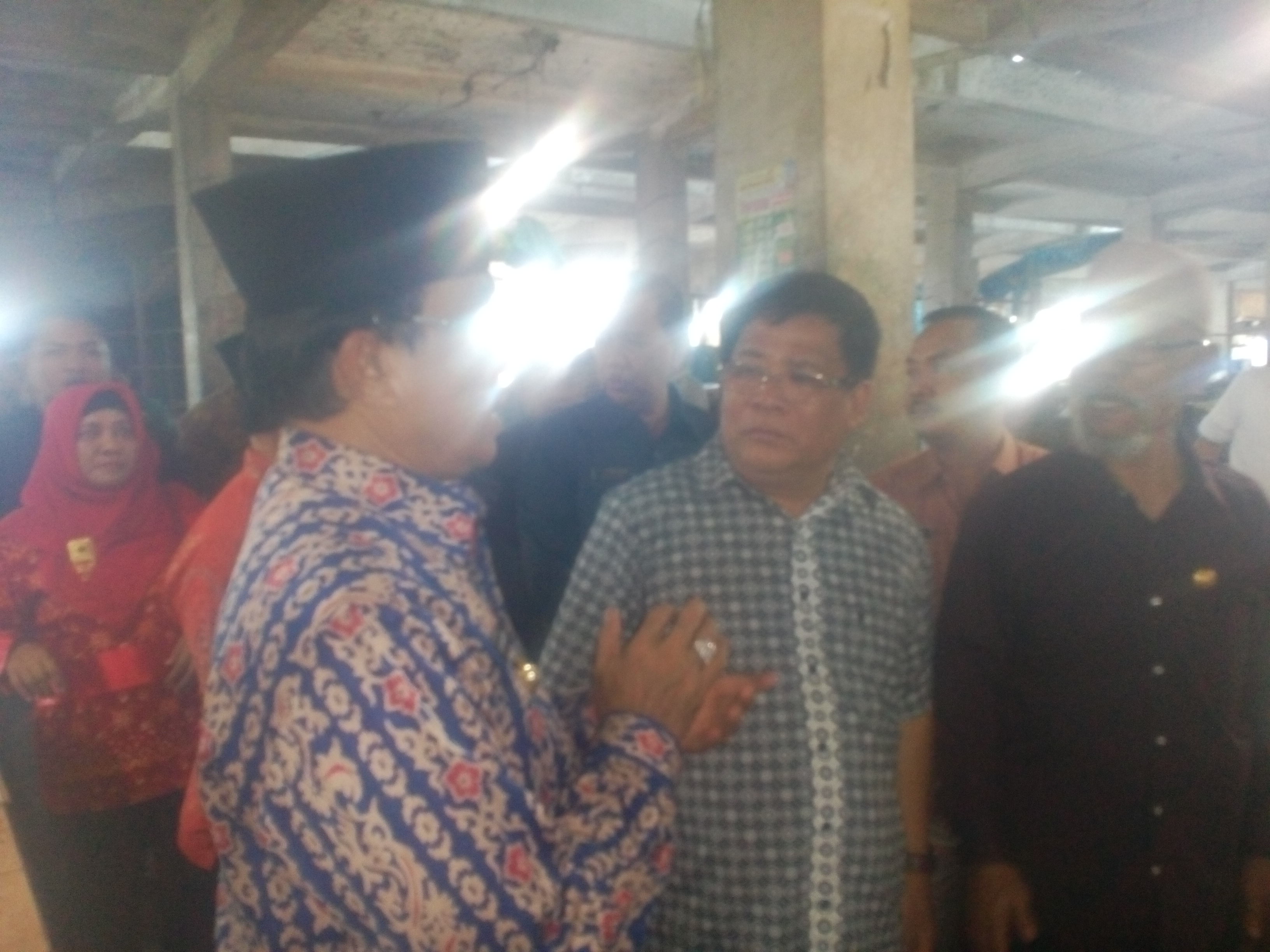 mau diperbaiki dprd provinsi riau dan disperindag riau