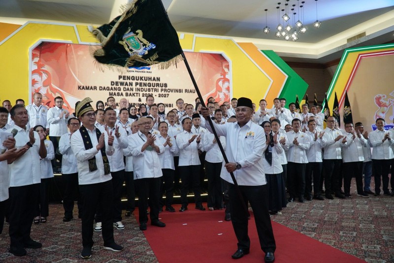 Pengurus Kadin Riau 2022-2027 Dikukuhkan, Ini Komposisinya