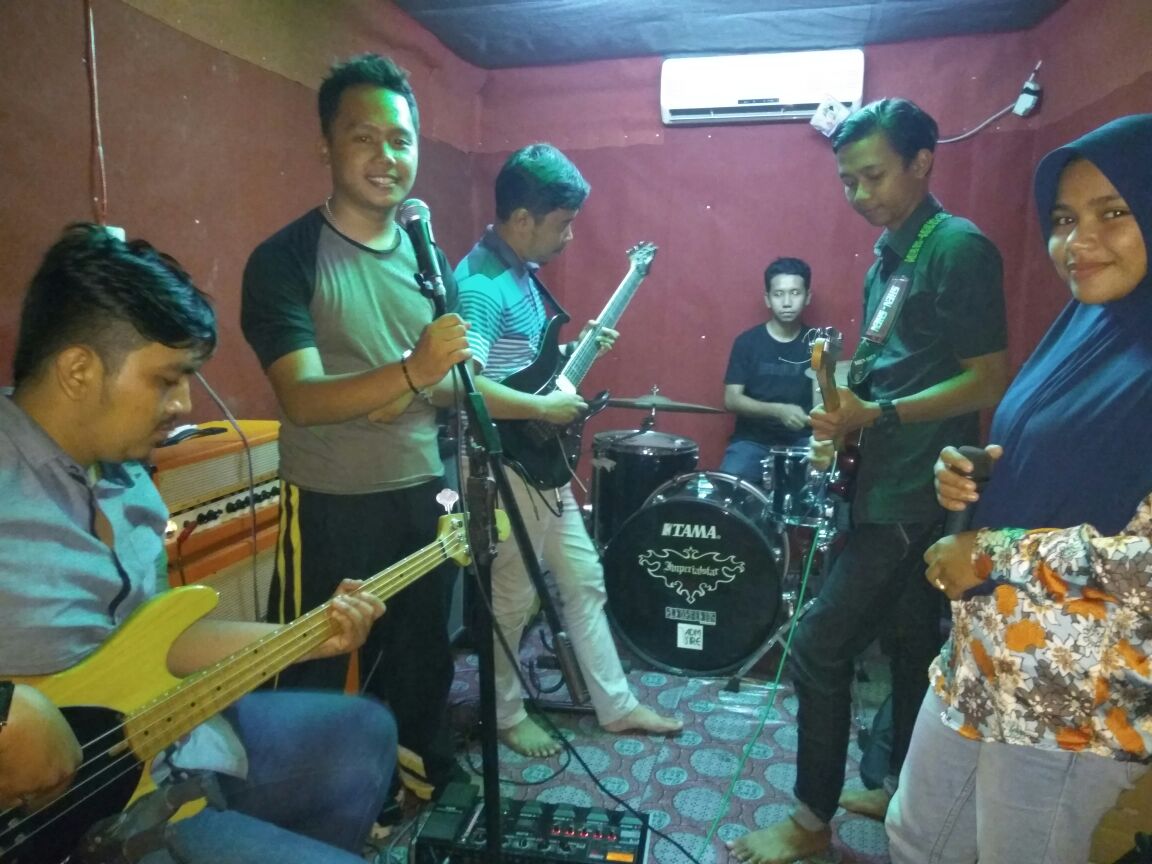 Saksikan Kemeriahan Malam Takbiran Idul Adha di Tembilahan dengan Penampilan Ariel Cs