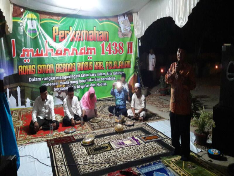SMAN Bernas Pangkalan Kerinci Laksanakan Magrib Mengaji Menyambut 1 Muharram 1438 H