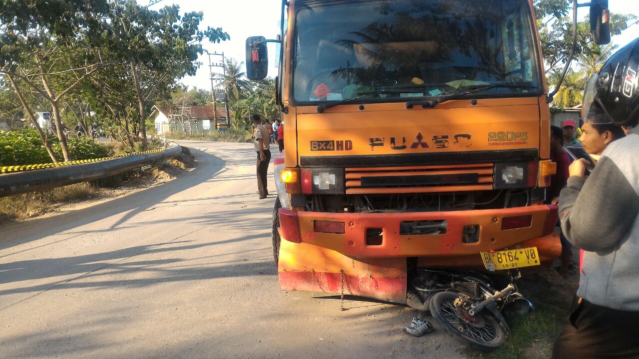 Seorang Pemotor Tewas di Tikungan Cut Nyak Dien