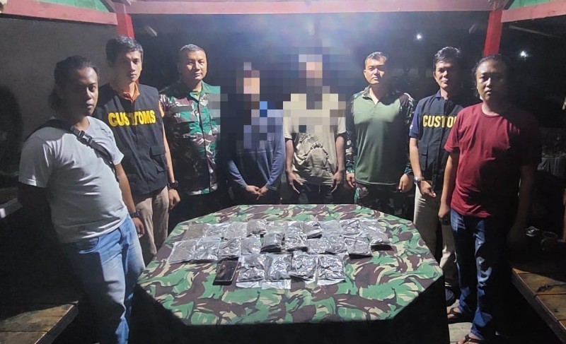 TNI Kampar Amankan 1.025 Gram Ganja di Perbatasan Papua