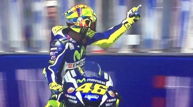 Valentino Rossi Memaki Espargaro yang Sengaja Menghambat Lajunya