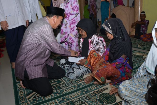 Warga Rupat Pantas Diberi Sertifikat Penghargaan